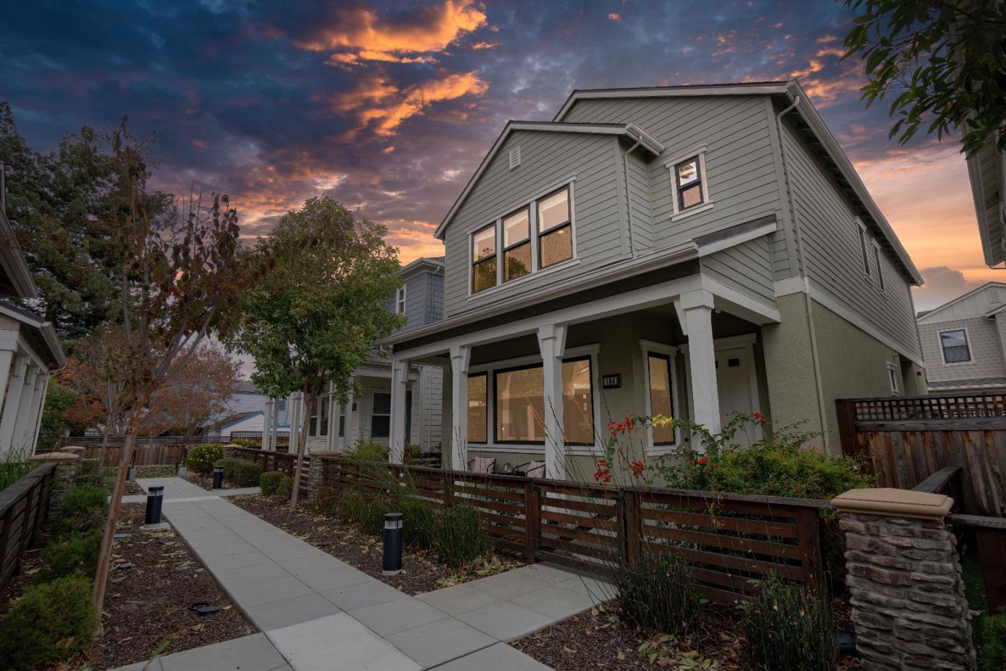 184 Athena Court