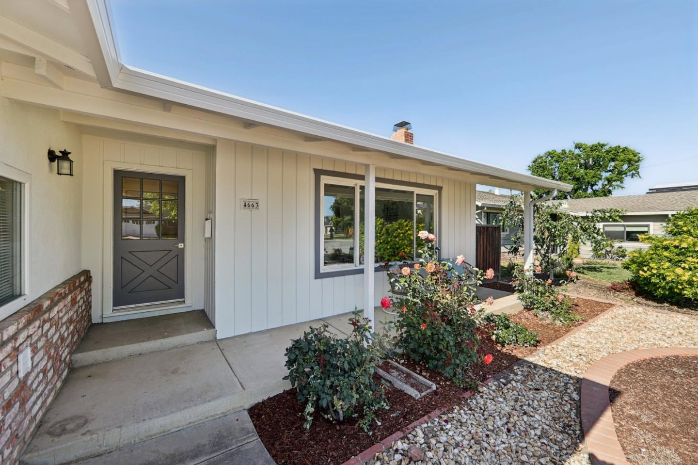 4663 Borina DR