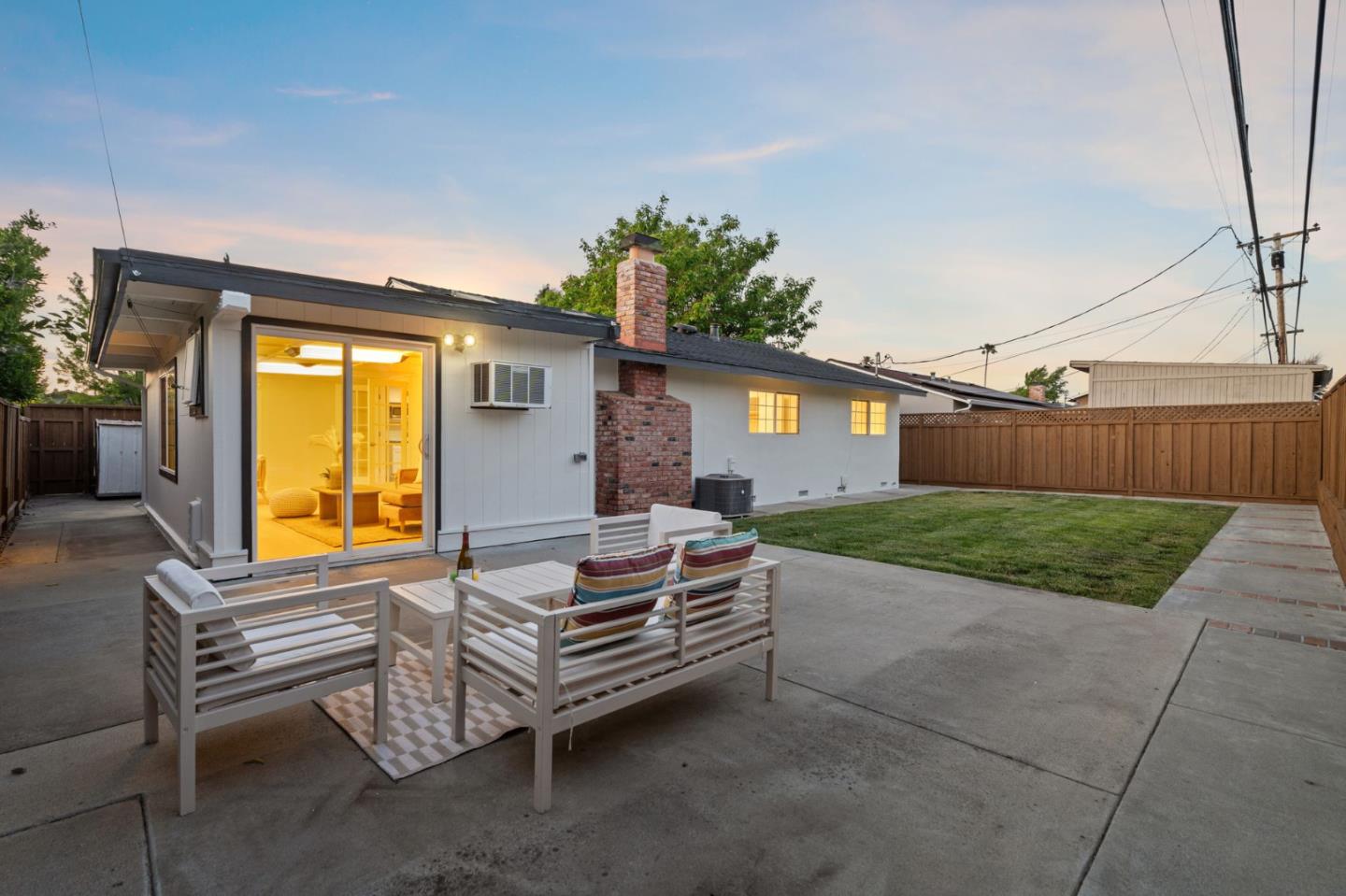 1816 Rosswood Drive