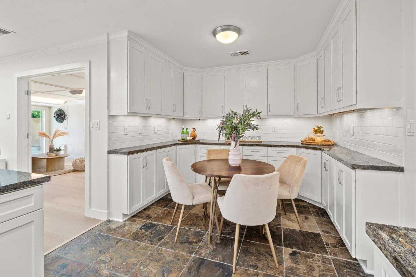 1816 Rosswood Drive
