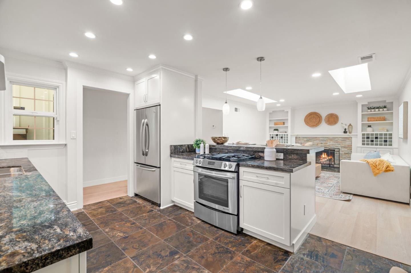 1816 Rosswood Drive