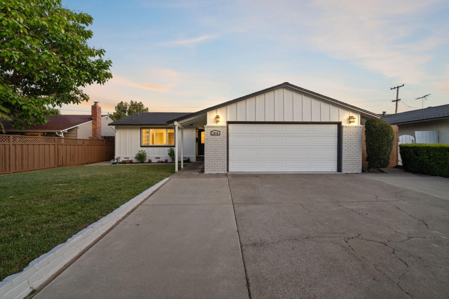 1816 Rosswood Drive