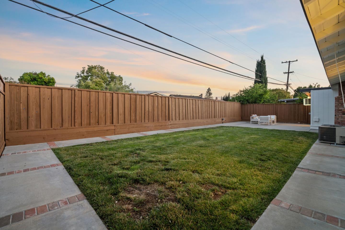 1816 Rosswood Drive