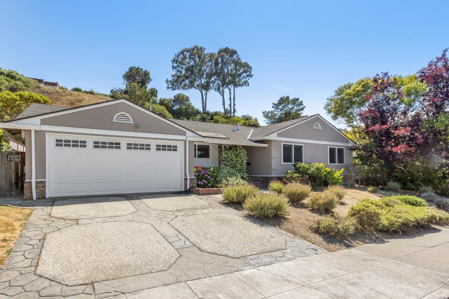 319 Castenada Drive