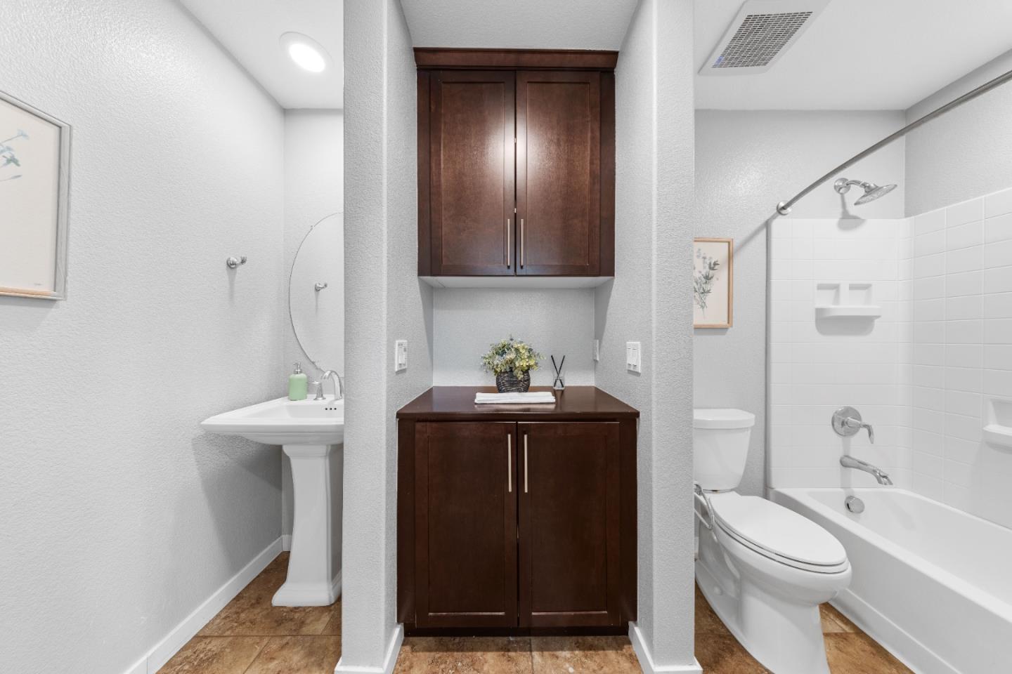 1071 Dewberry PL 104