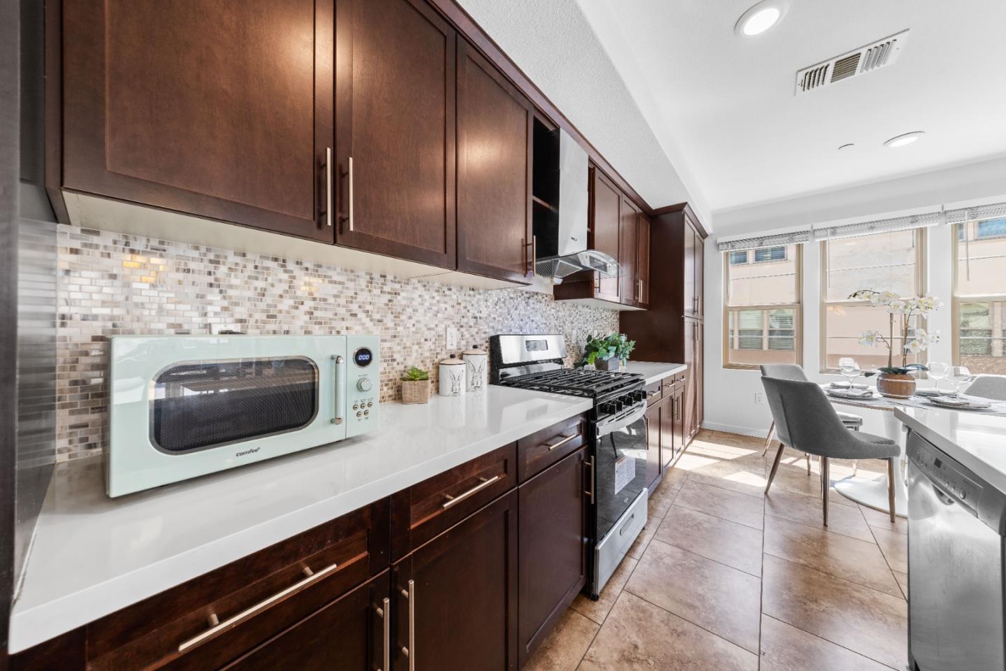 1071 Dewberry PL 104