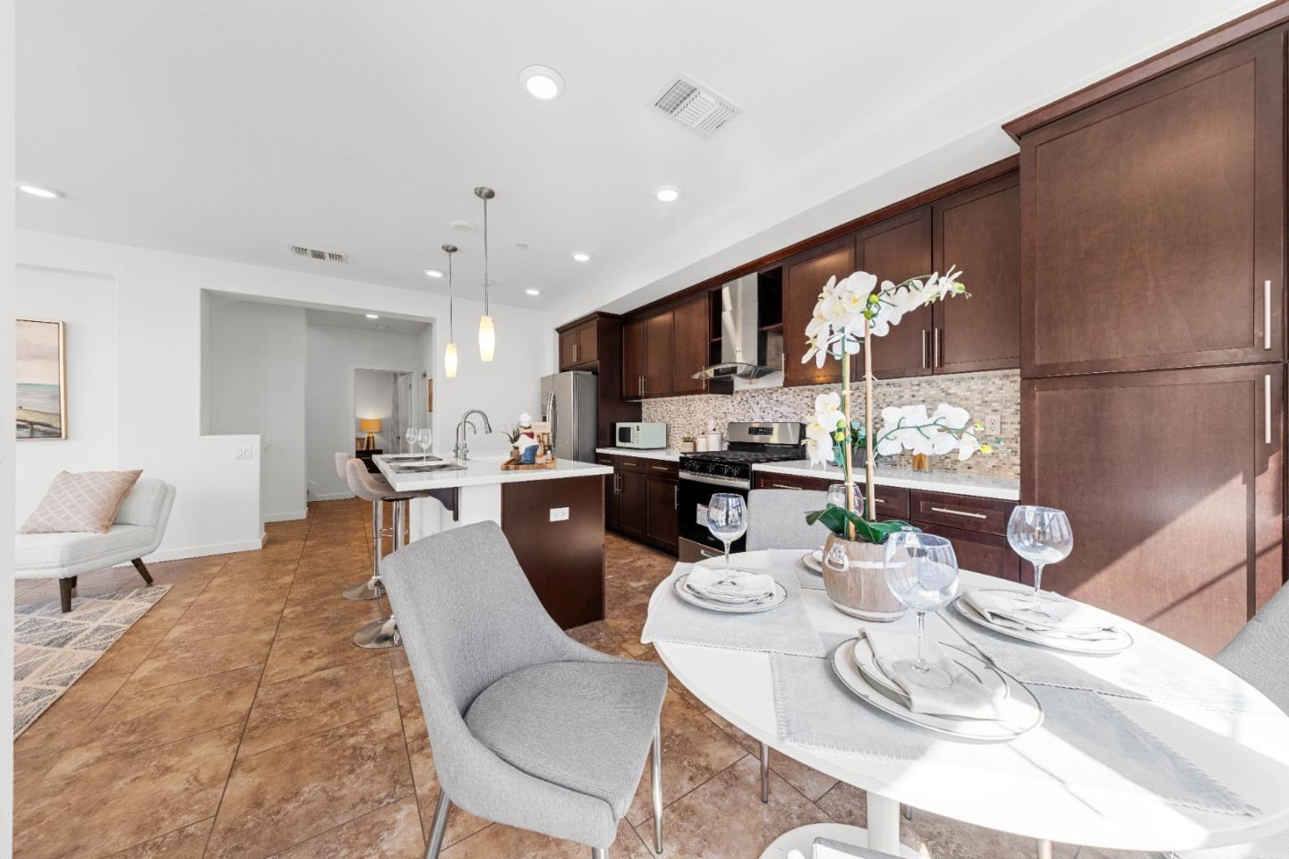 1071 Dewberry PL 104
