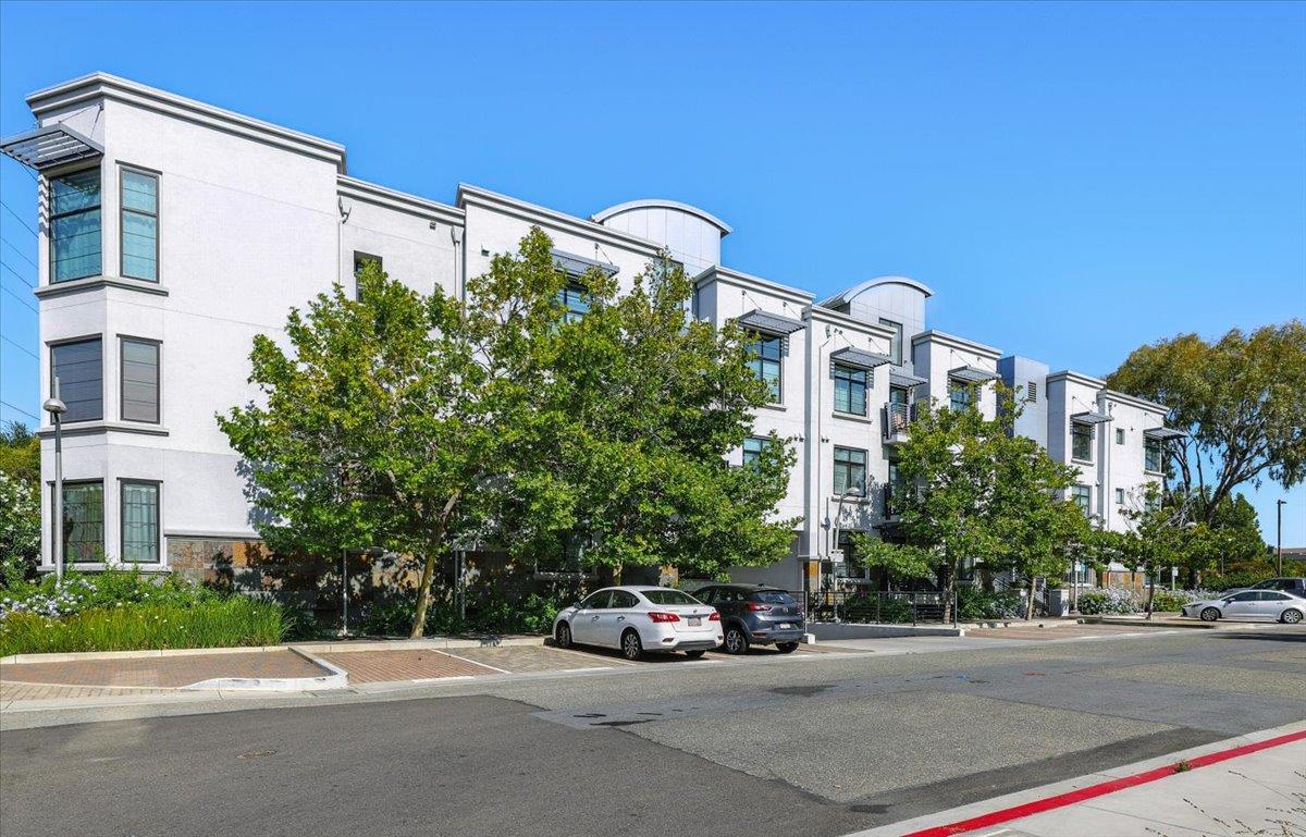 10745 North De Anza Boulevard 115