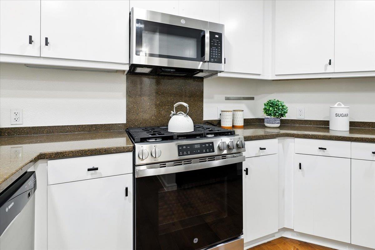 10745 North De Anza Boulevard 115