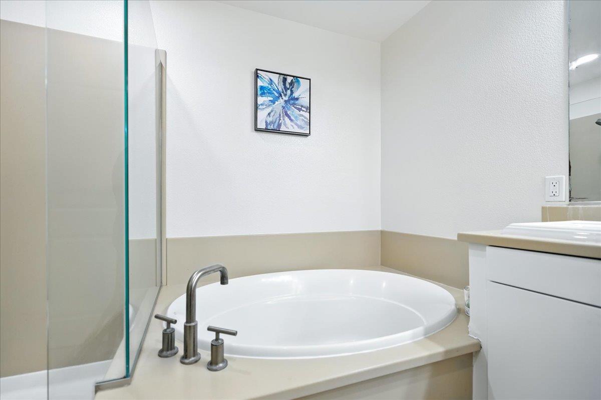 10745 North De Anza Boulevard 115