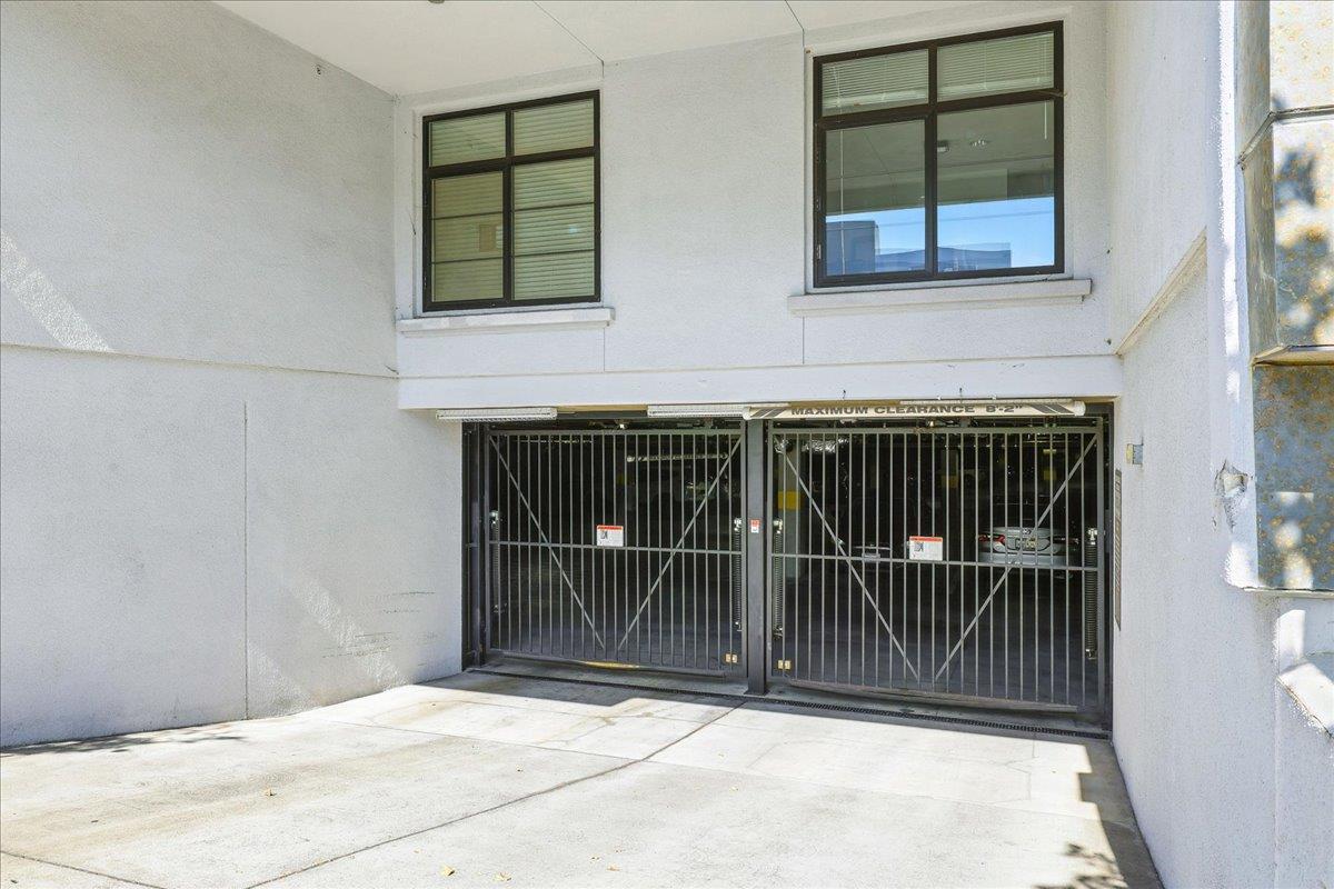 10745 North De Anza Boulevard 115