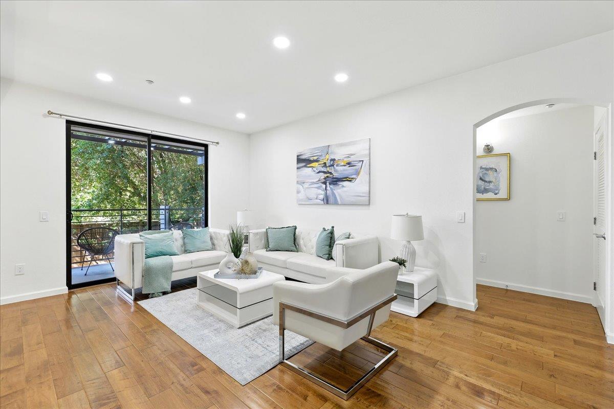 10745 North De Anza Boulevard 115