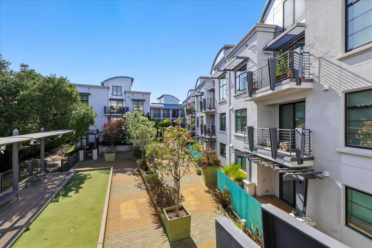 10745 North De Anza Boulevard 115