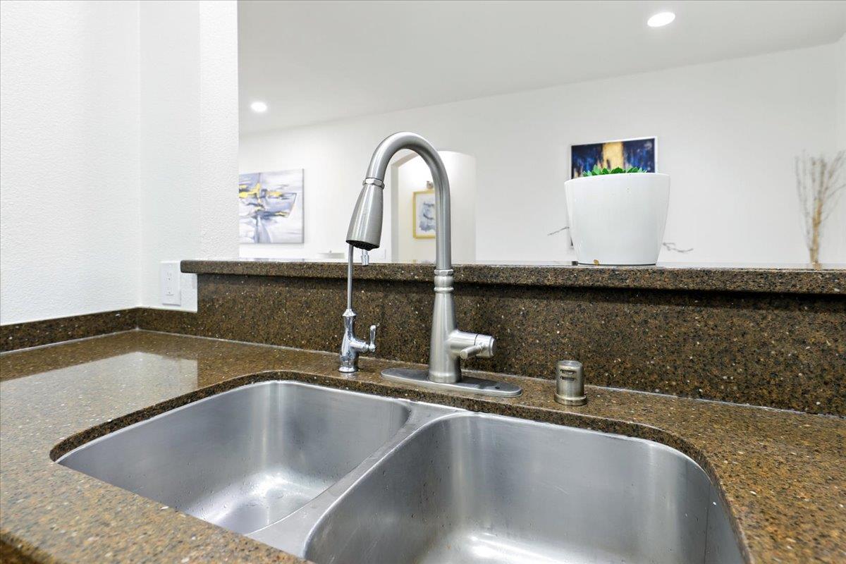10745 North De Anza Boulevard 115
