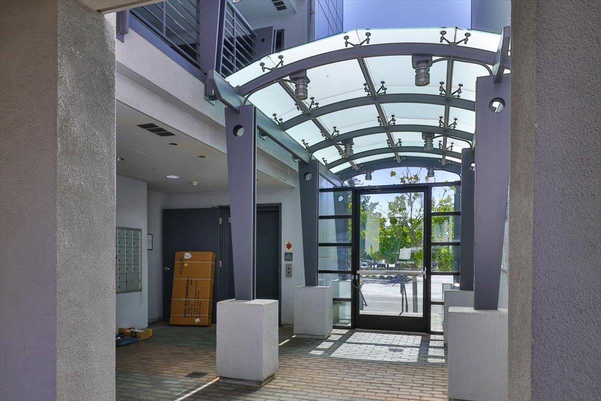 10745 North De Anza Boulevard 115