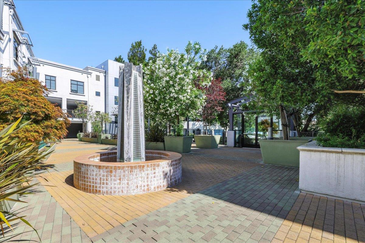10745 North De Anza Boulevard 115