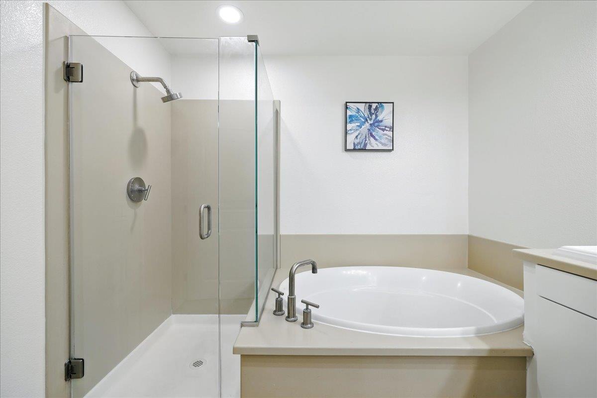 10745 North De Anza Boulevard 115