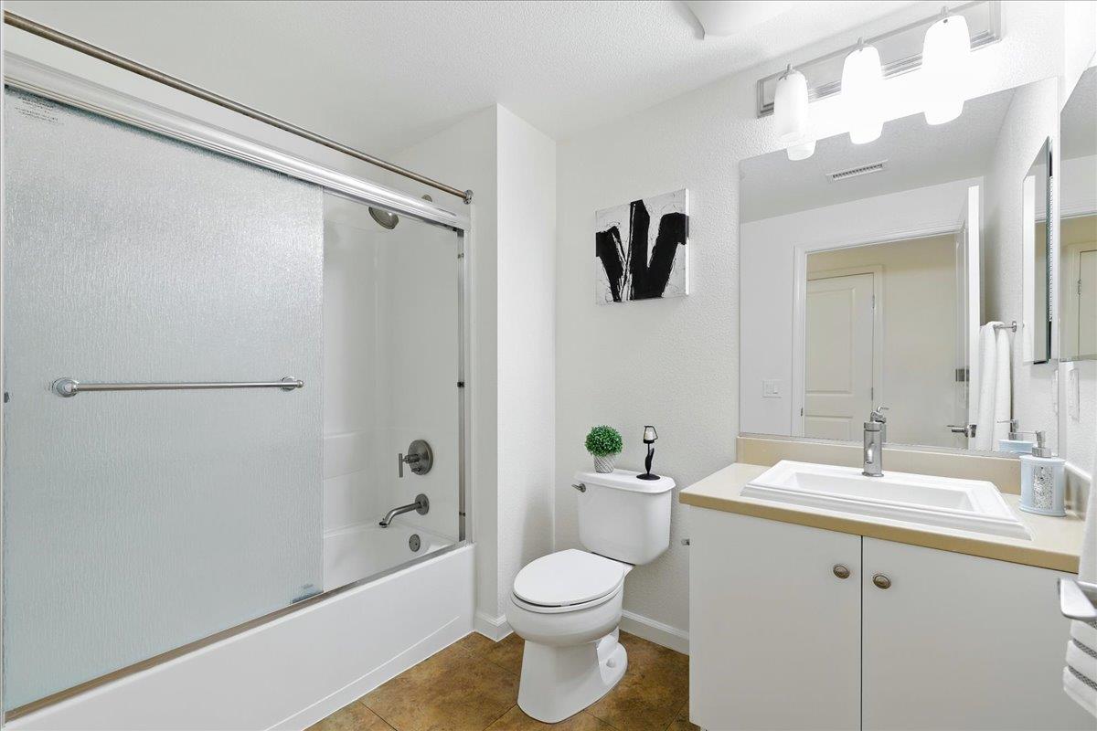 10745 North De Anza Boulevard 115