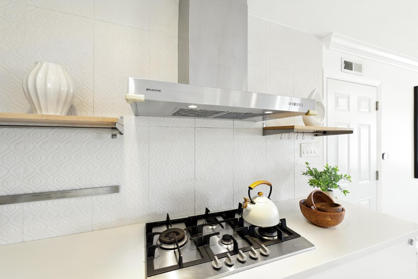 110 Manzanita Avenue