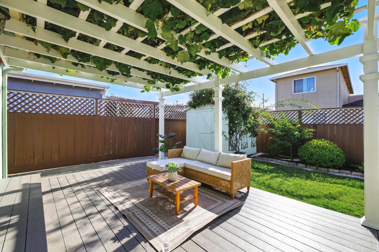 110 Manzanita Avenue