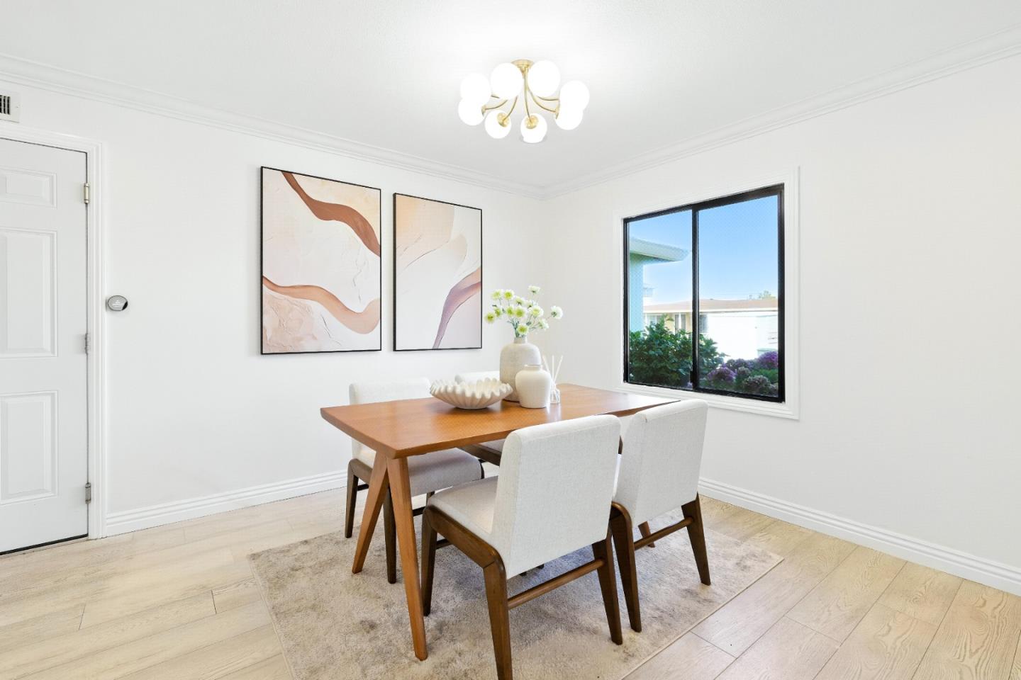 110 Manzanita Avenue