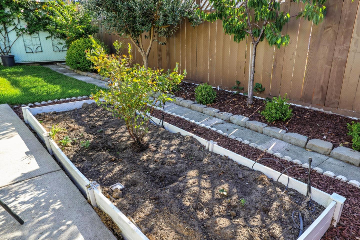 110 Manzanita Avenue