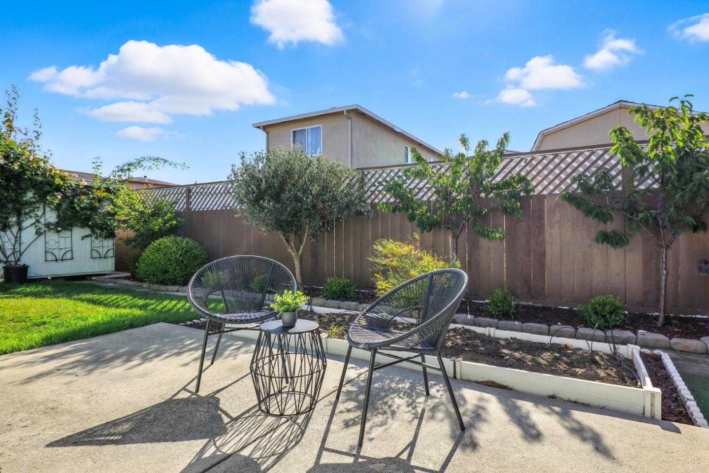 110 Manzanita Avenue