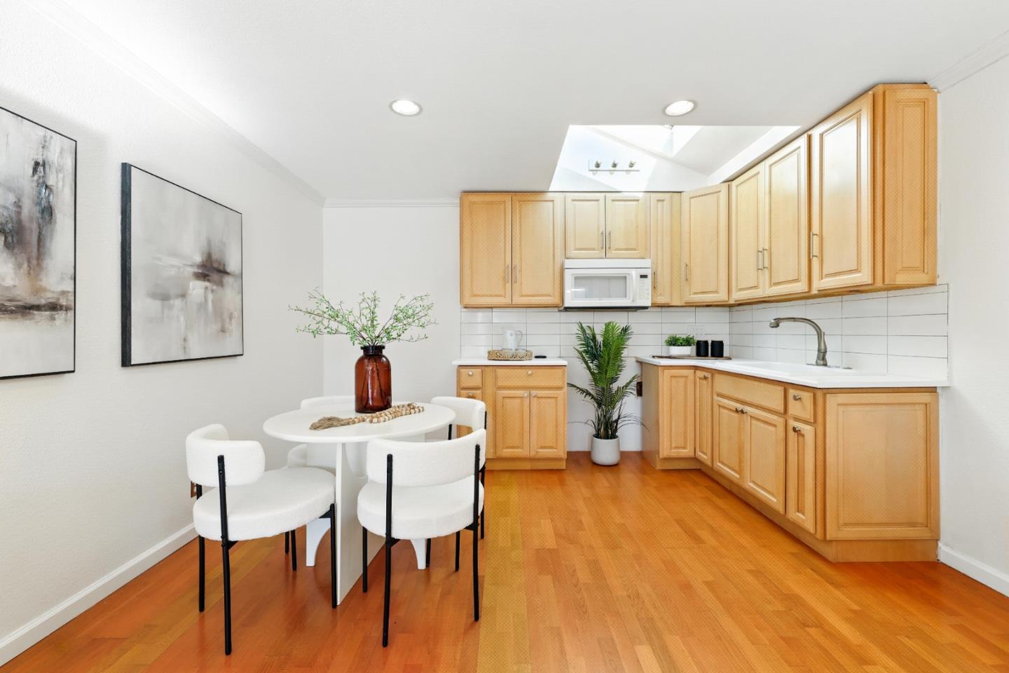110 Manzanita Avenue