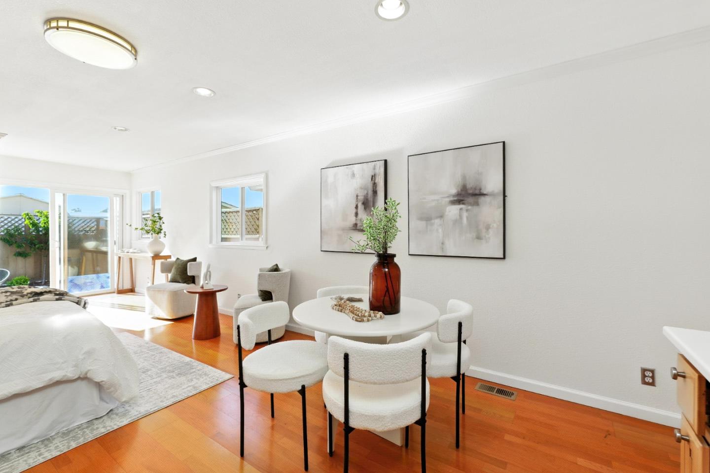 110 Manzanita Avenue