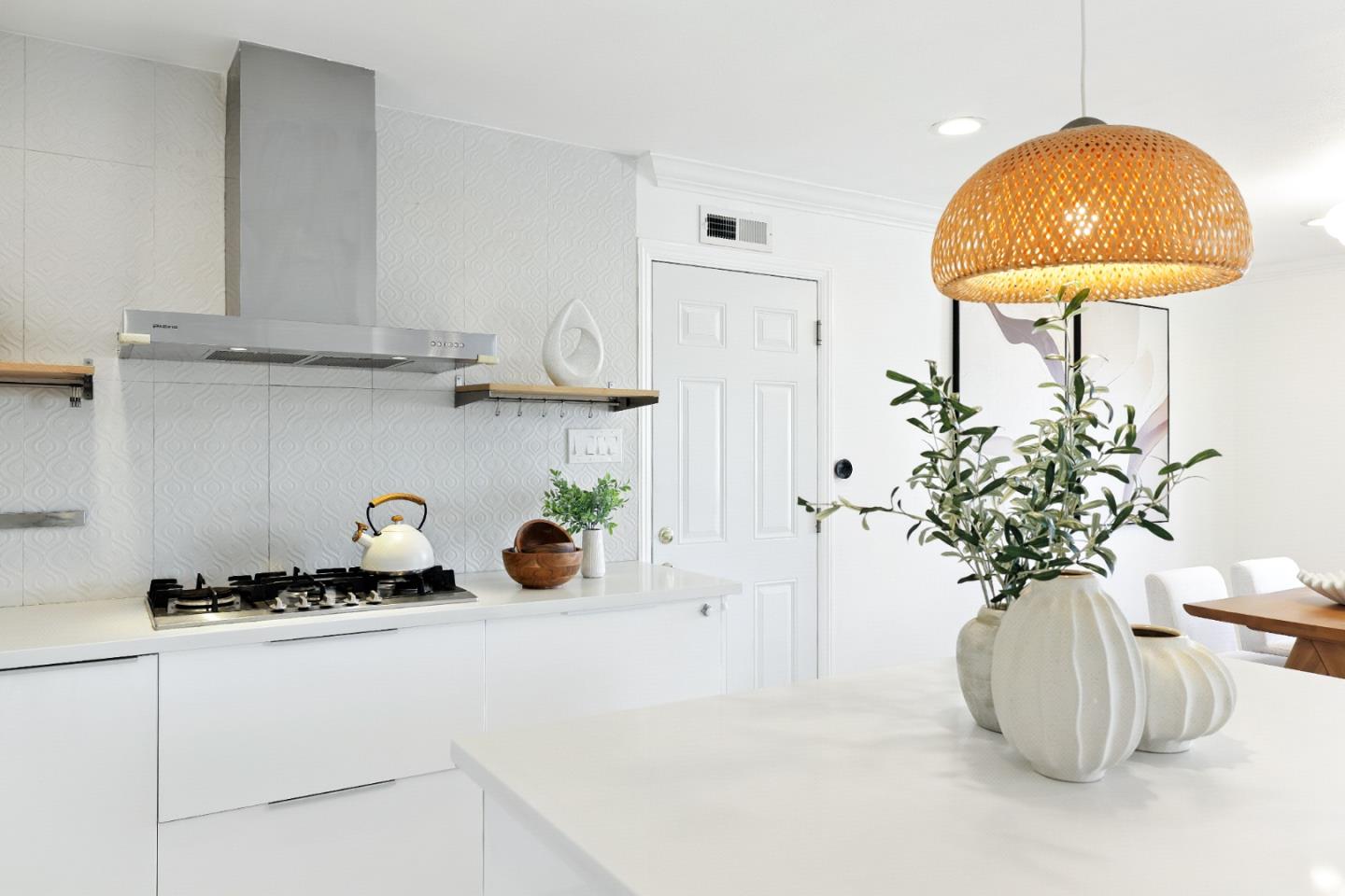 110 Manzanita Avenue