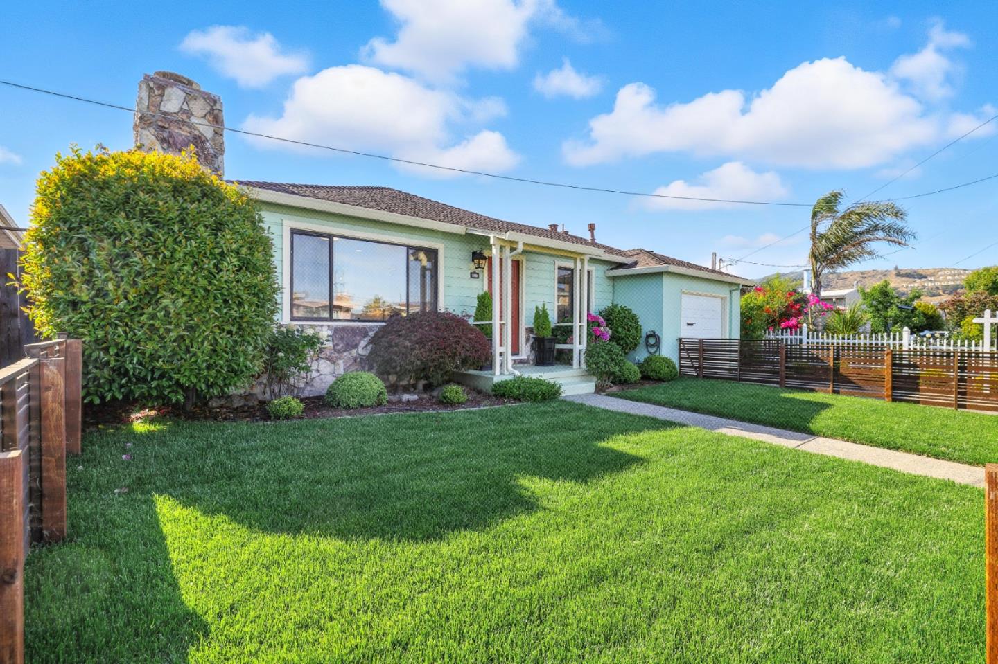 110 Manzanita Avenue