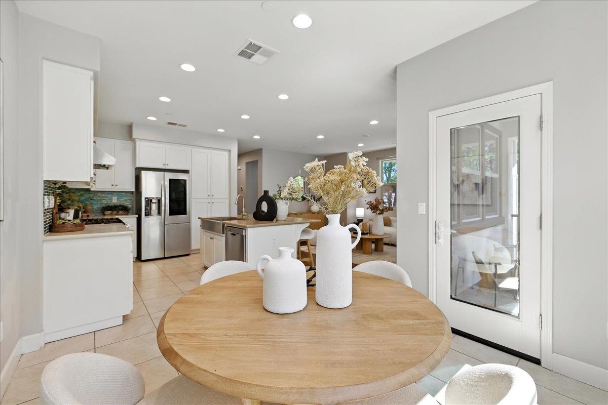 2955 Via Roma Place 42