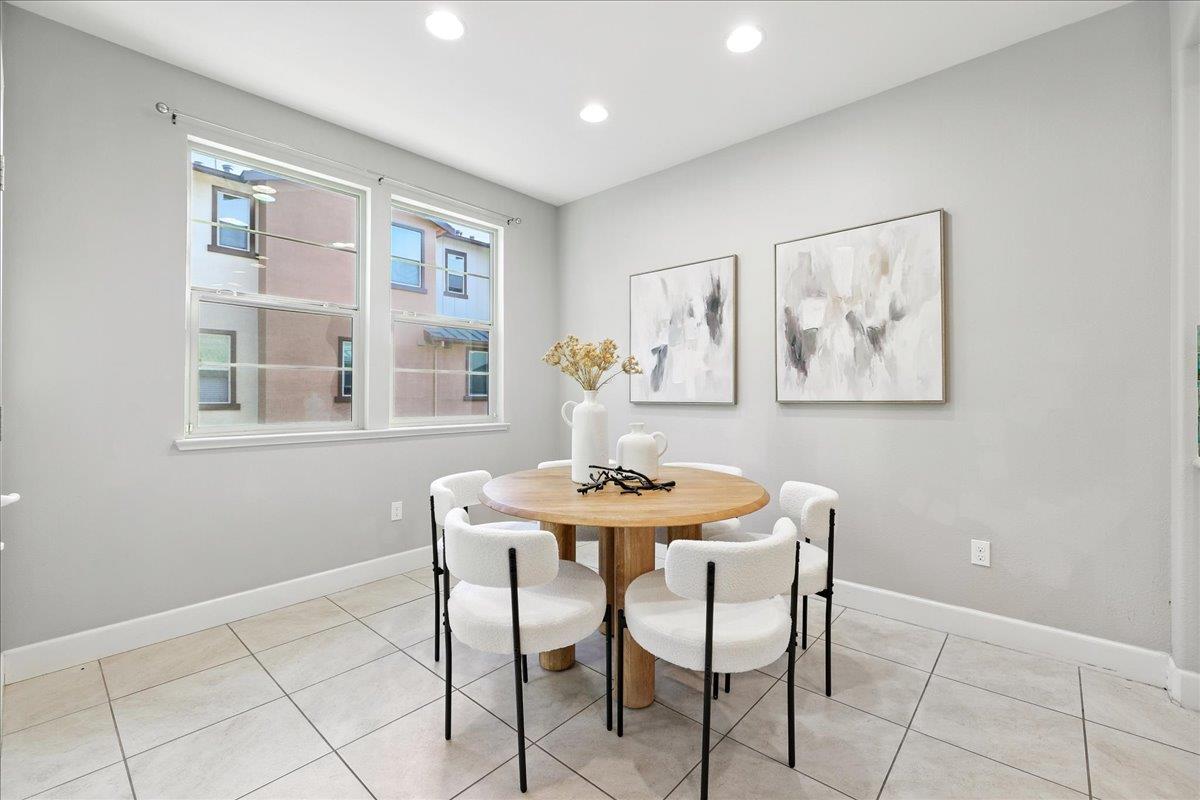2955 Via Roma Place 42