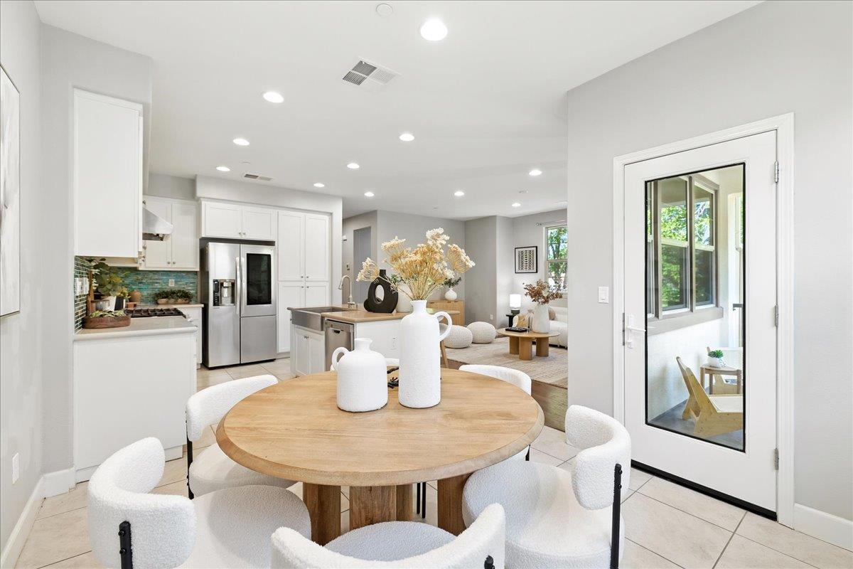2955 Via Roma Place 42