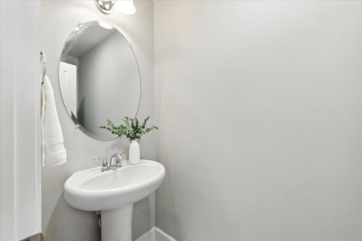 2955 Via Roma Place 42