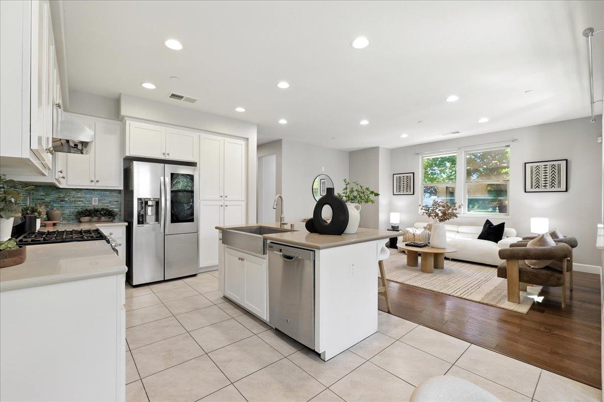 2955 Via Roma Place 42
