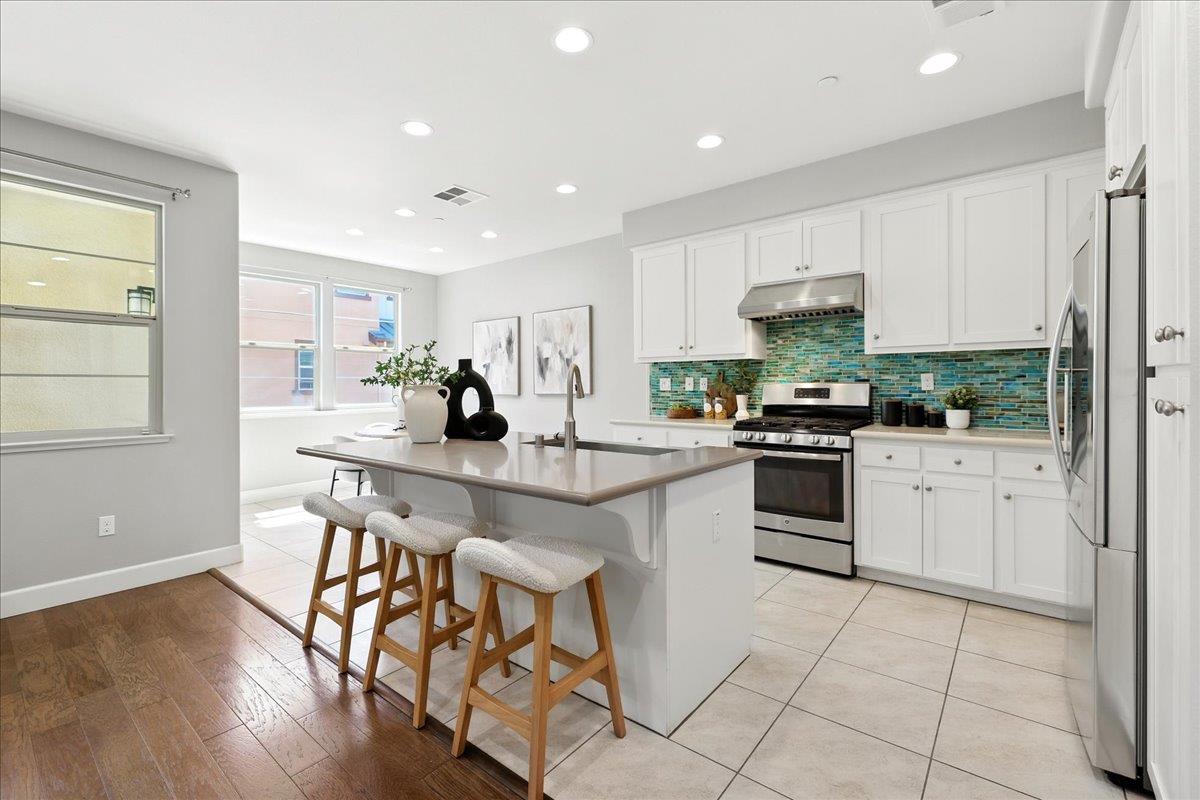 2955 Via Roma Place 42