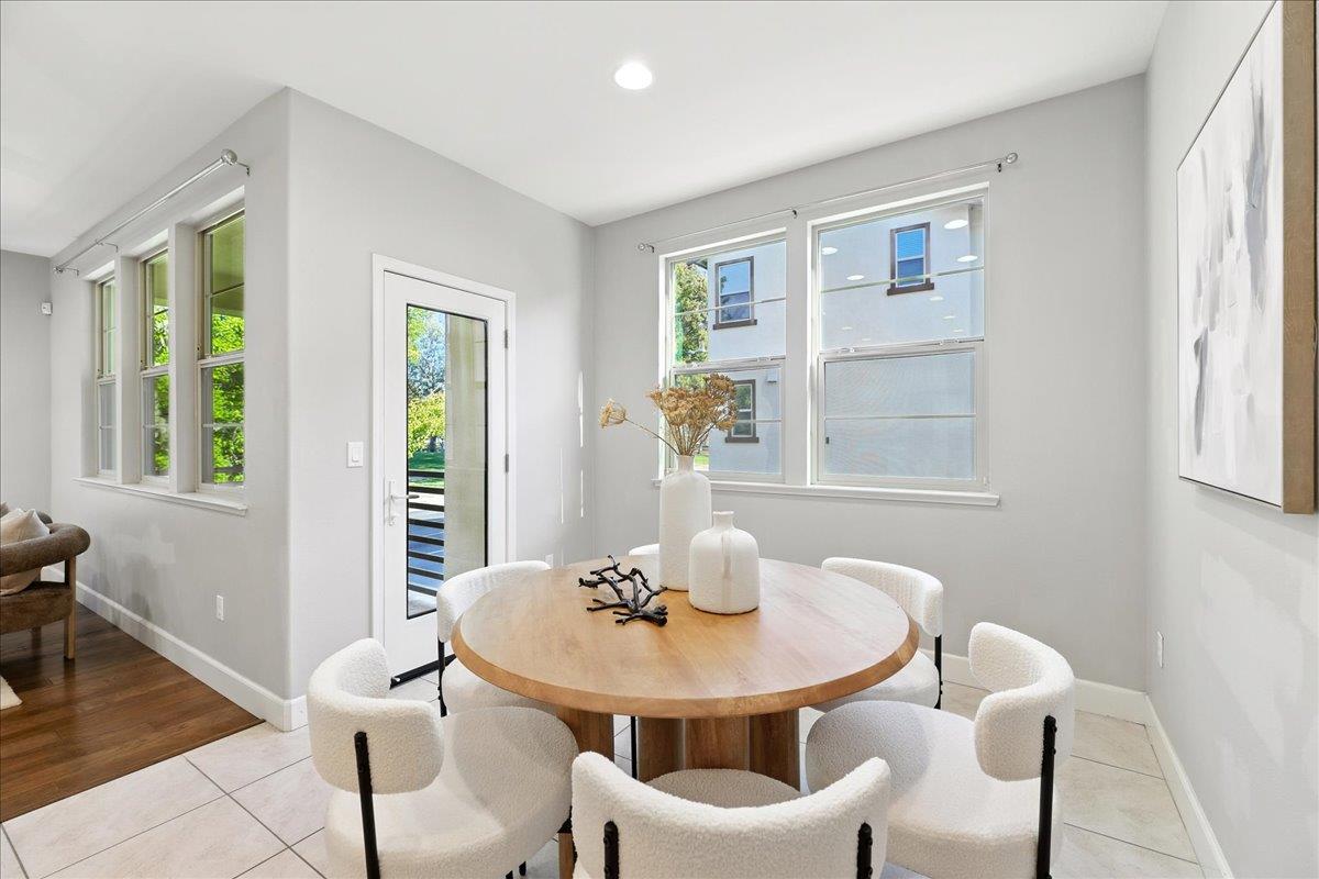 2955 Via Roma Place 42