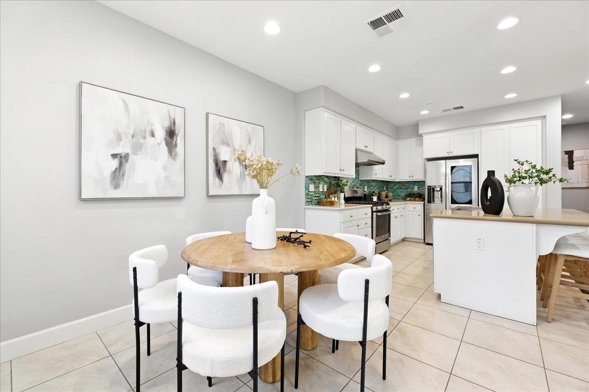 2955 Via Roma Place 42