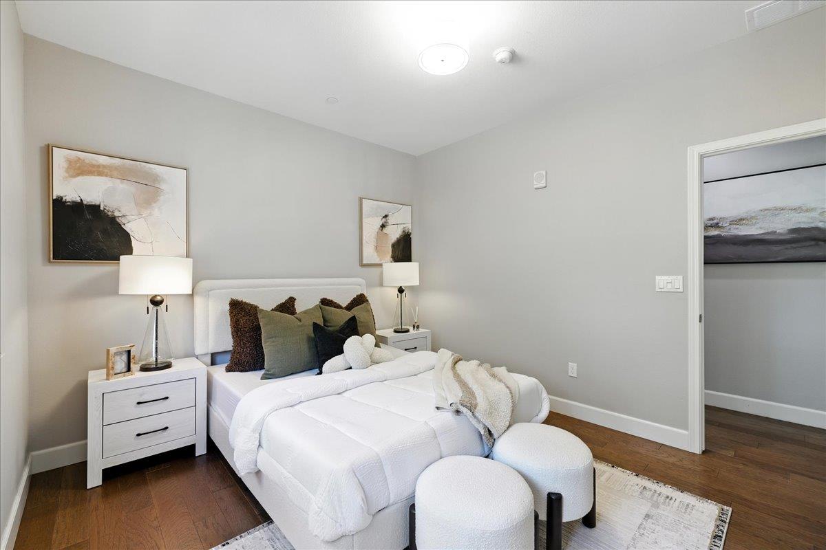 2955 Via Roma Place 42