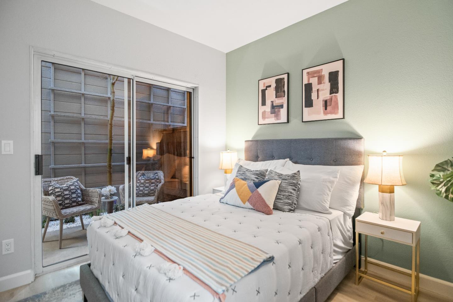 979 Pinto Palm Terrace 13