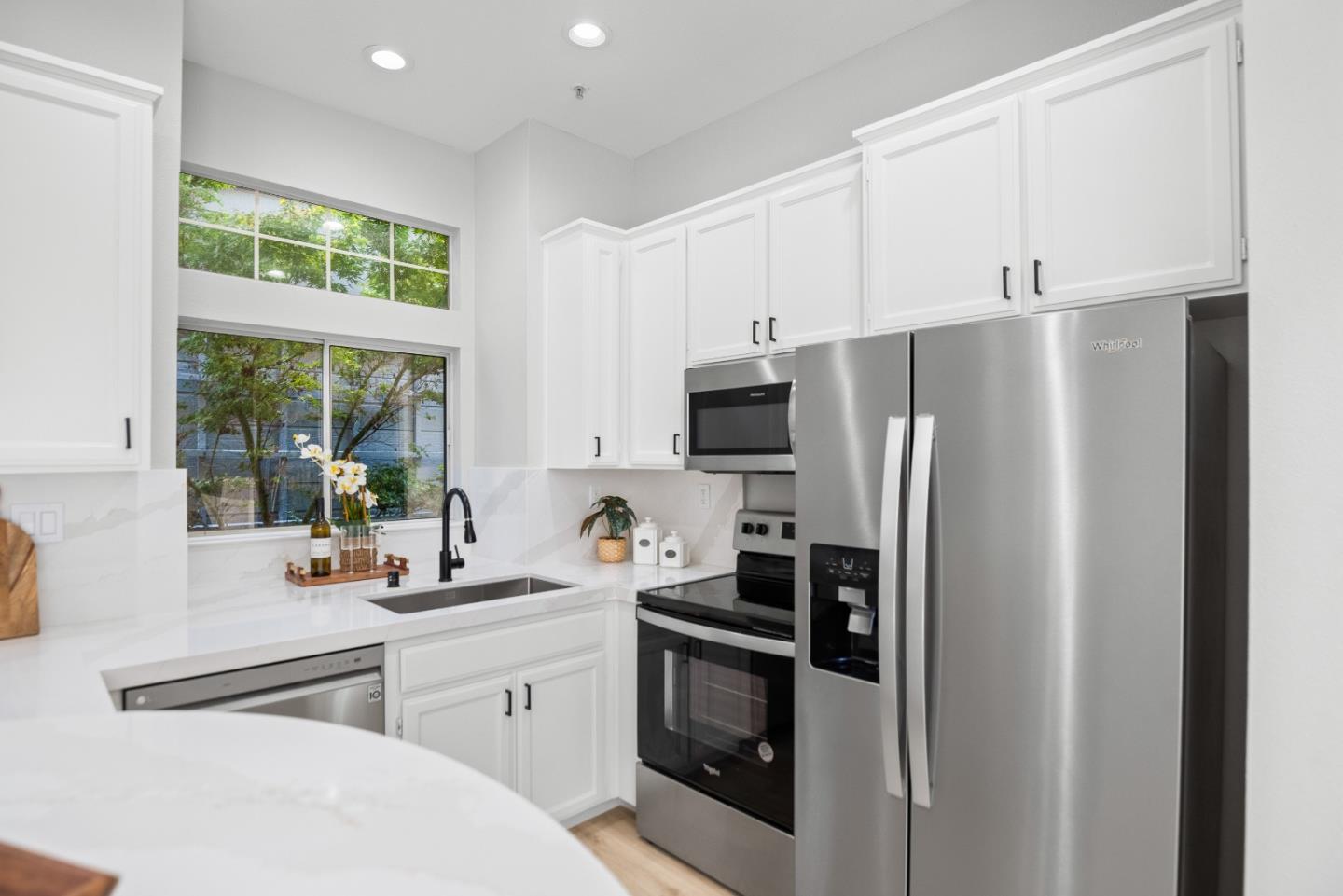 979 Pinto Palm Terrace 13