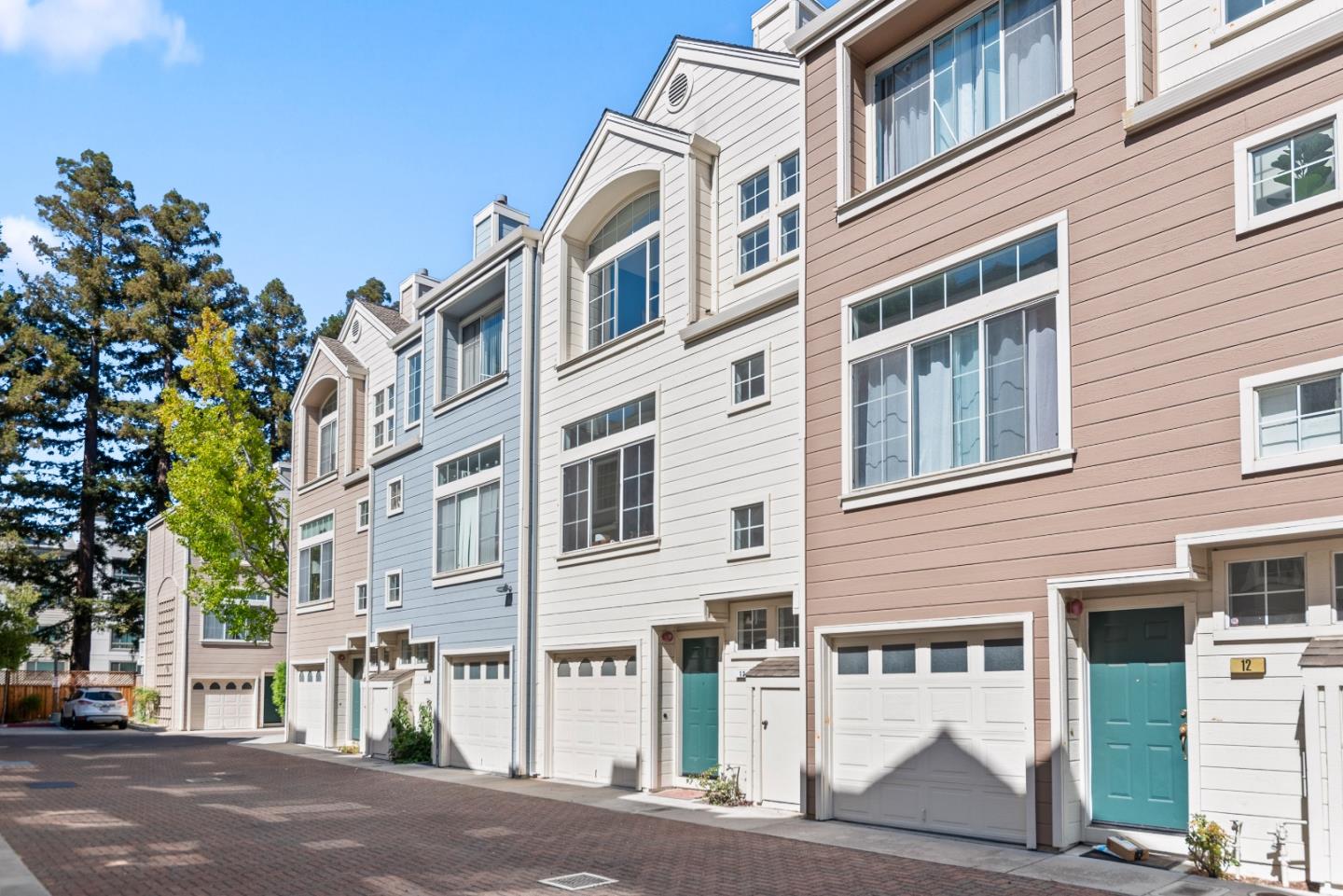 979 Pinto Palm Terrace 13