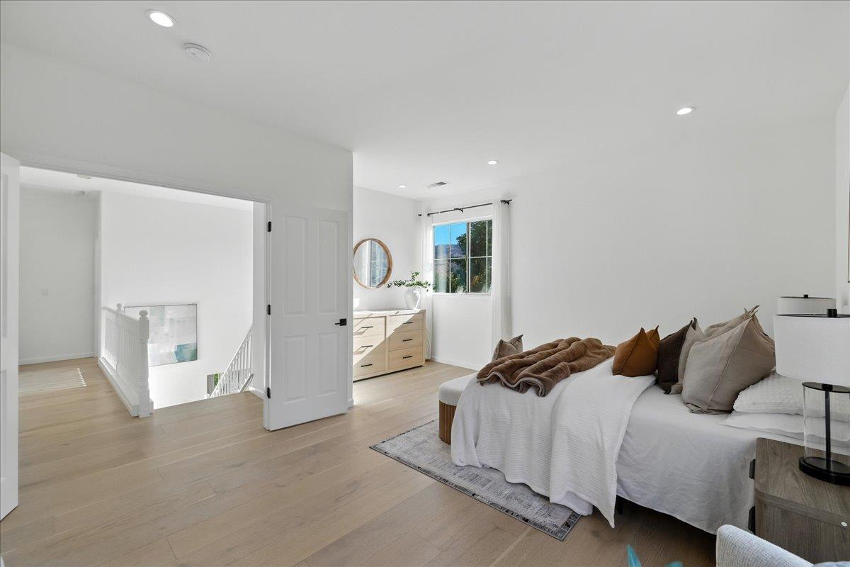 8 Parkgrove Drive