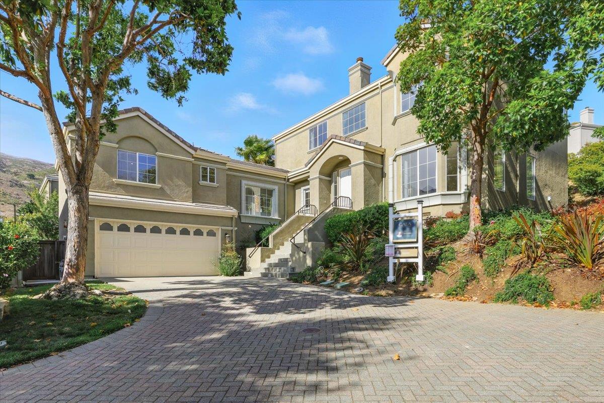 8 Parkgrove Drive