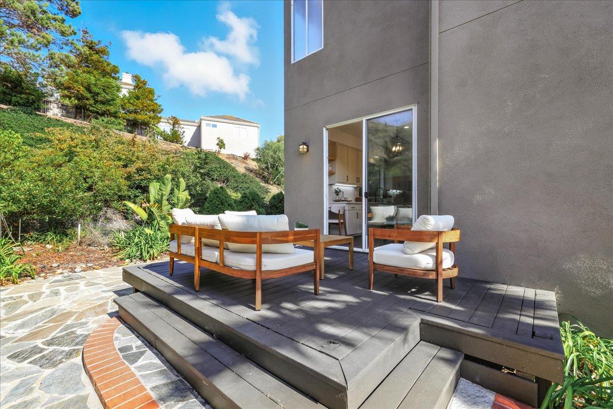 8 Parkgrove Drive