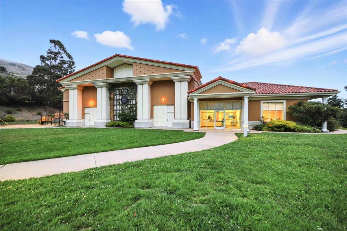 8 Parkgrove Drive
