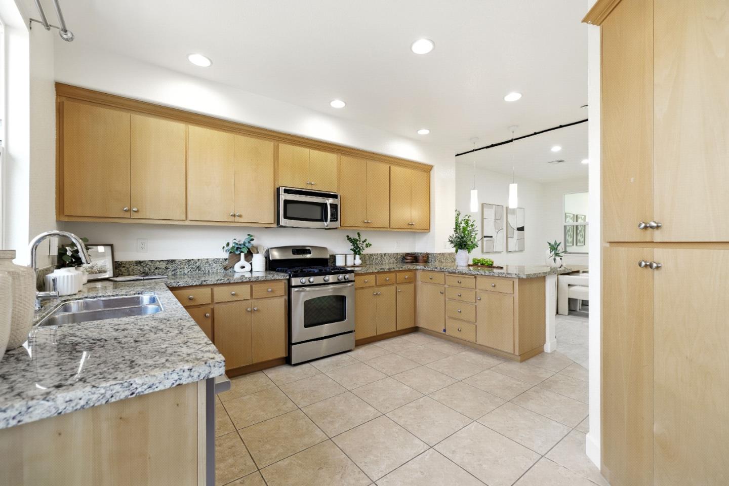 930 Highland Terrace