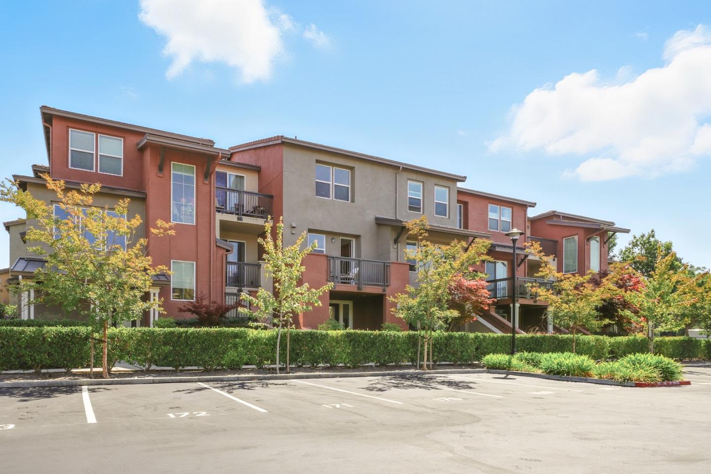 930 Highland Terrace