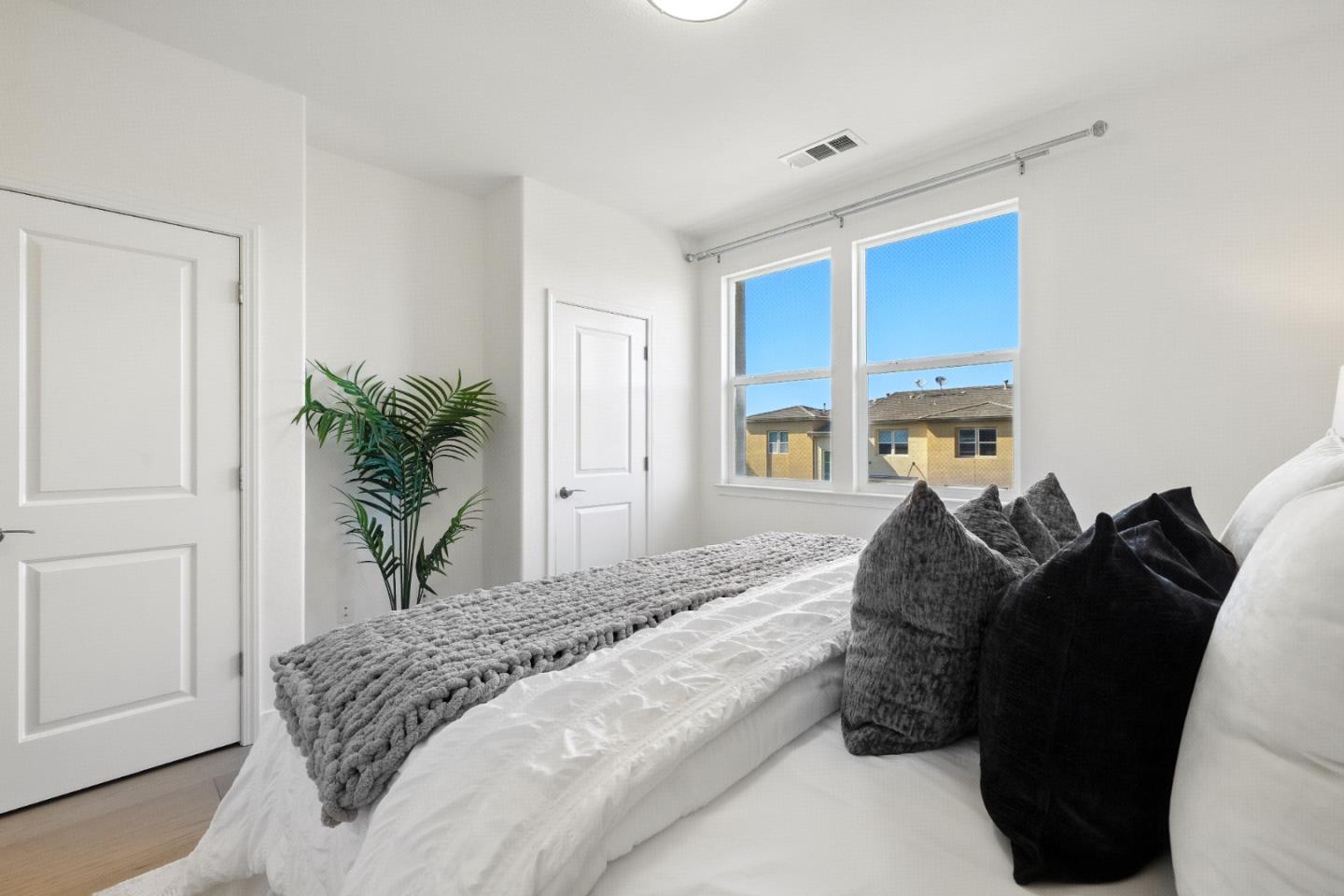 930 Highland Terrace